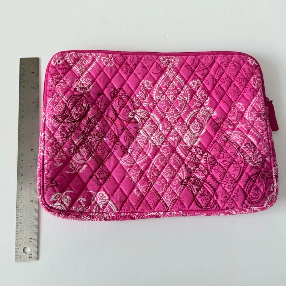 Vera Bradley Stamped Paisley Laptop Sleeve Tablet Case Pink and White